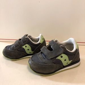 Saucony light weight Toddler Shoes, Size 4M